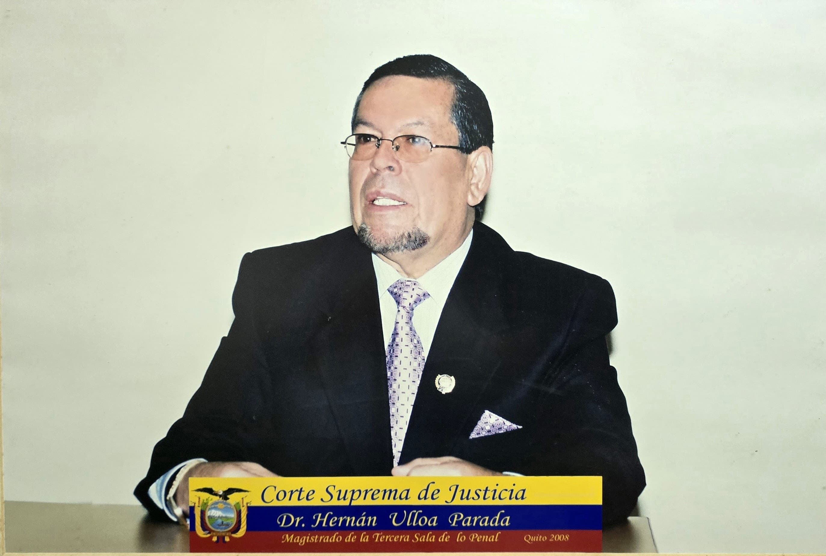 Dr. Ulloa Parada en evento institucional